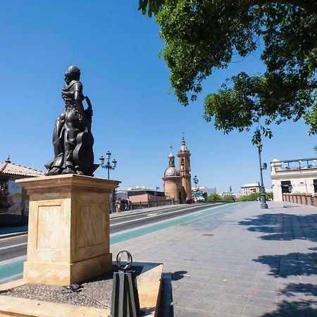 Betis Deluxe Riverside Sevilla Exterior foto